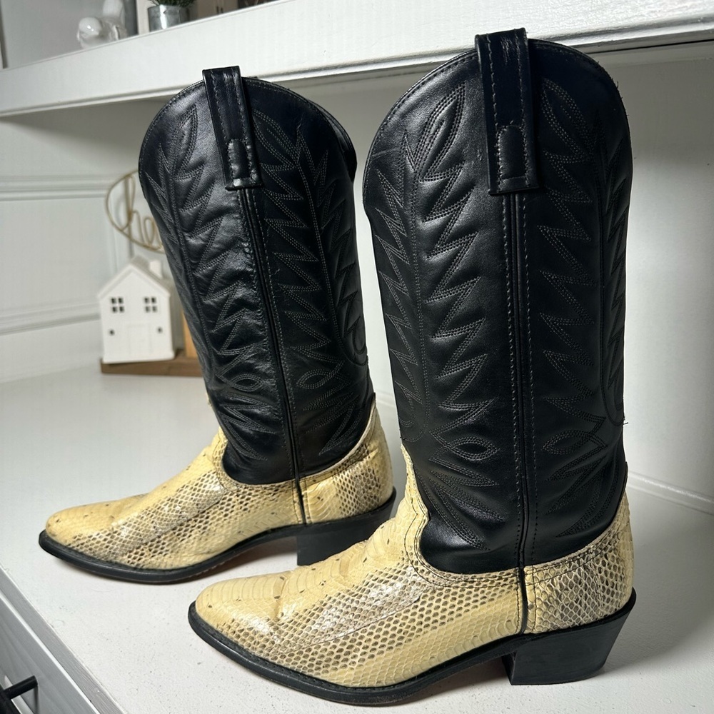 Laredo Python Snakeskin Cowboy Boot Men's 8D Women's 9.5 Exotic Western Snip Toe